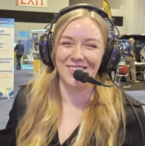 SME using Dalcomm headset with Plexsys software